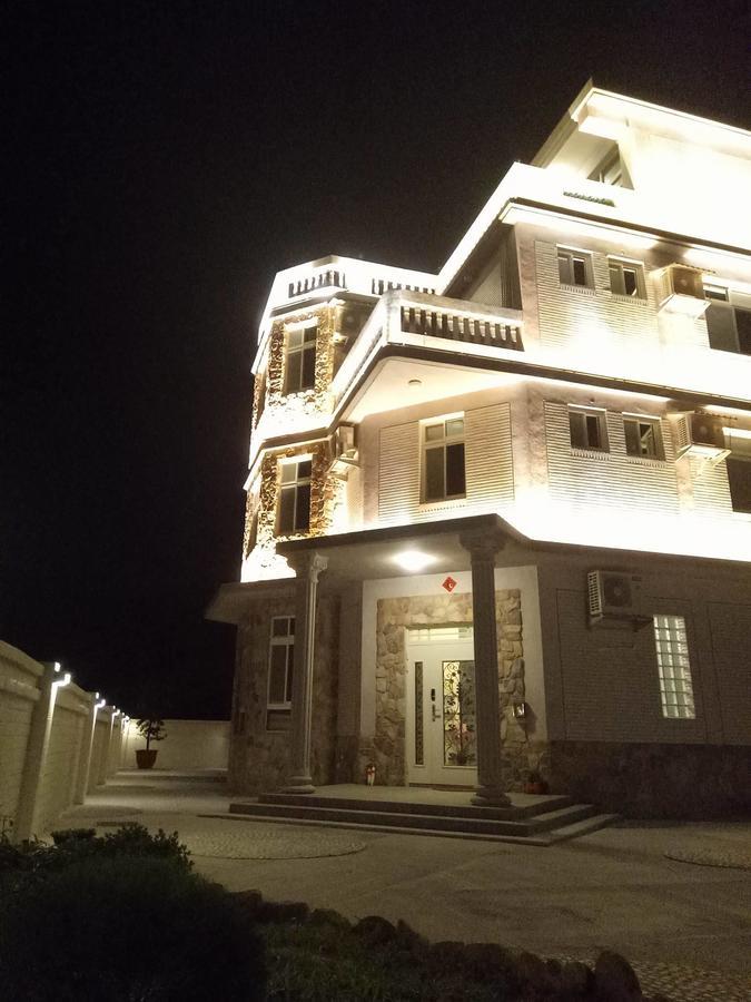 Little Weekend Inn Жинченг Екстериор снимка